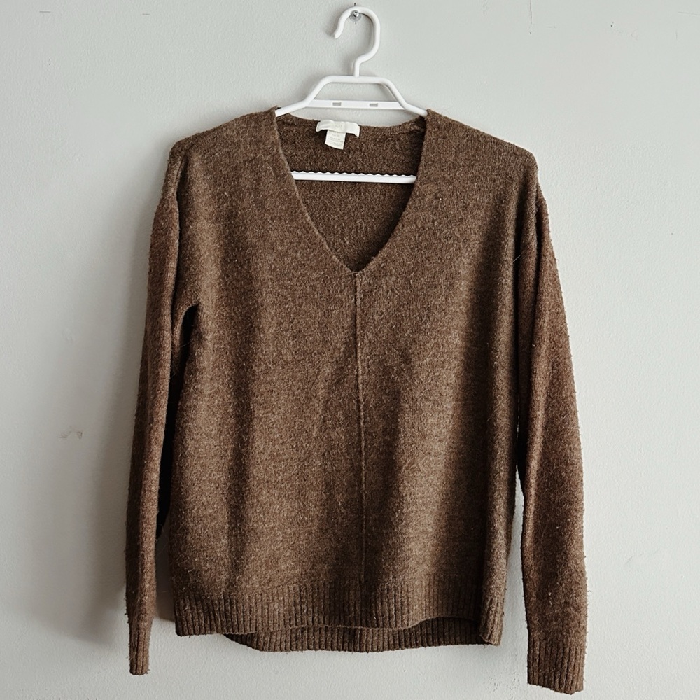 H&M vneck sweater